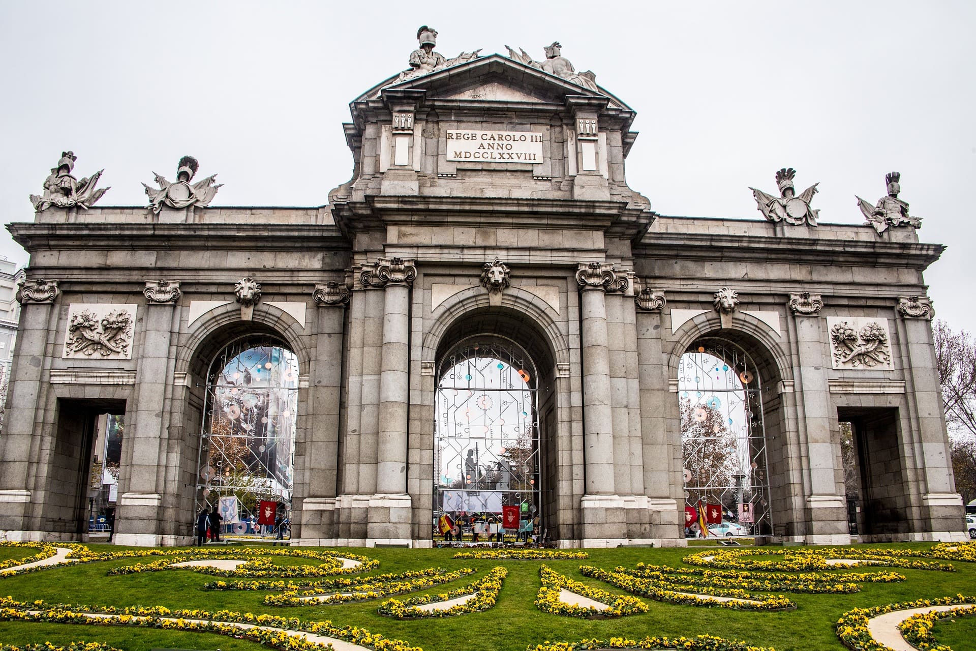 puerta de alcala